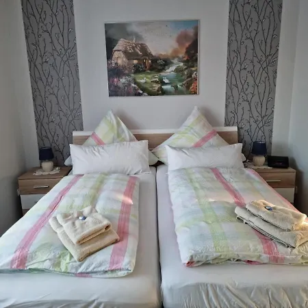 Gaeth Thomsdorf Apartment *